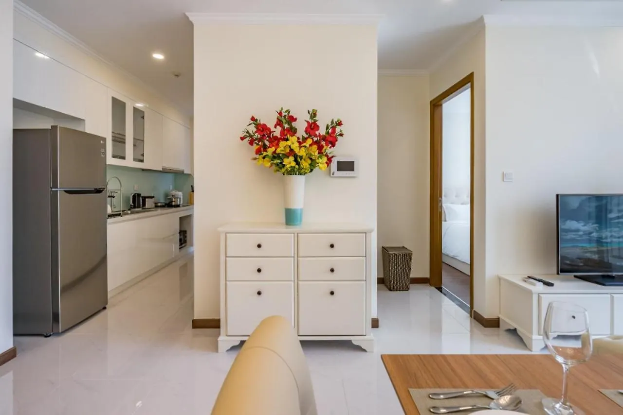 Luxury Vinhomes Central Park Humi Homes Apartment